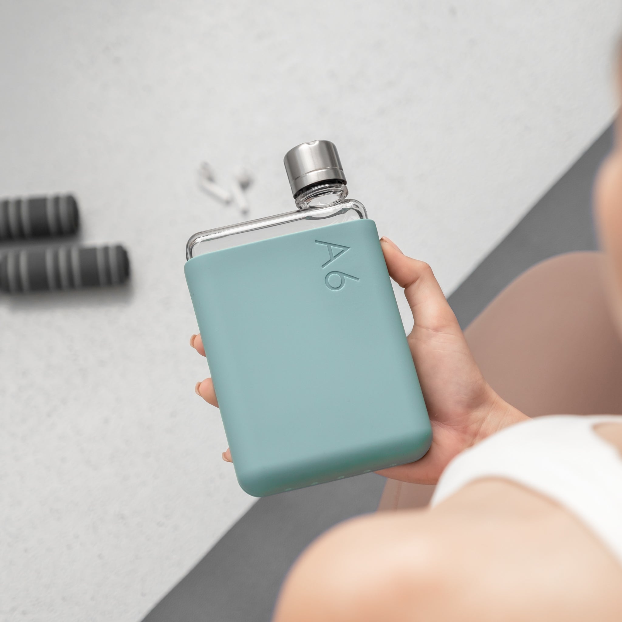 Water bottle with handle, flat water bottle, travel water bottle, Fruit infusion water bottle