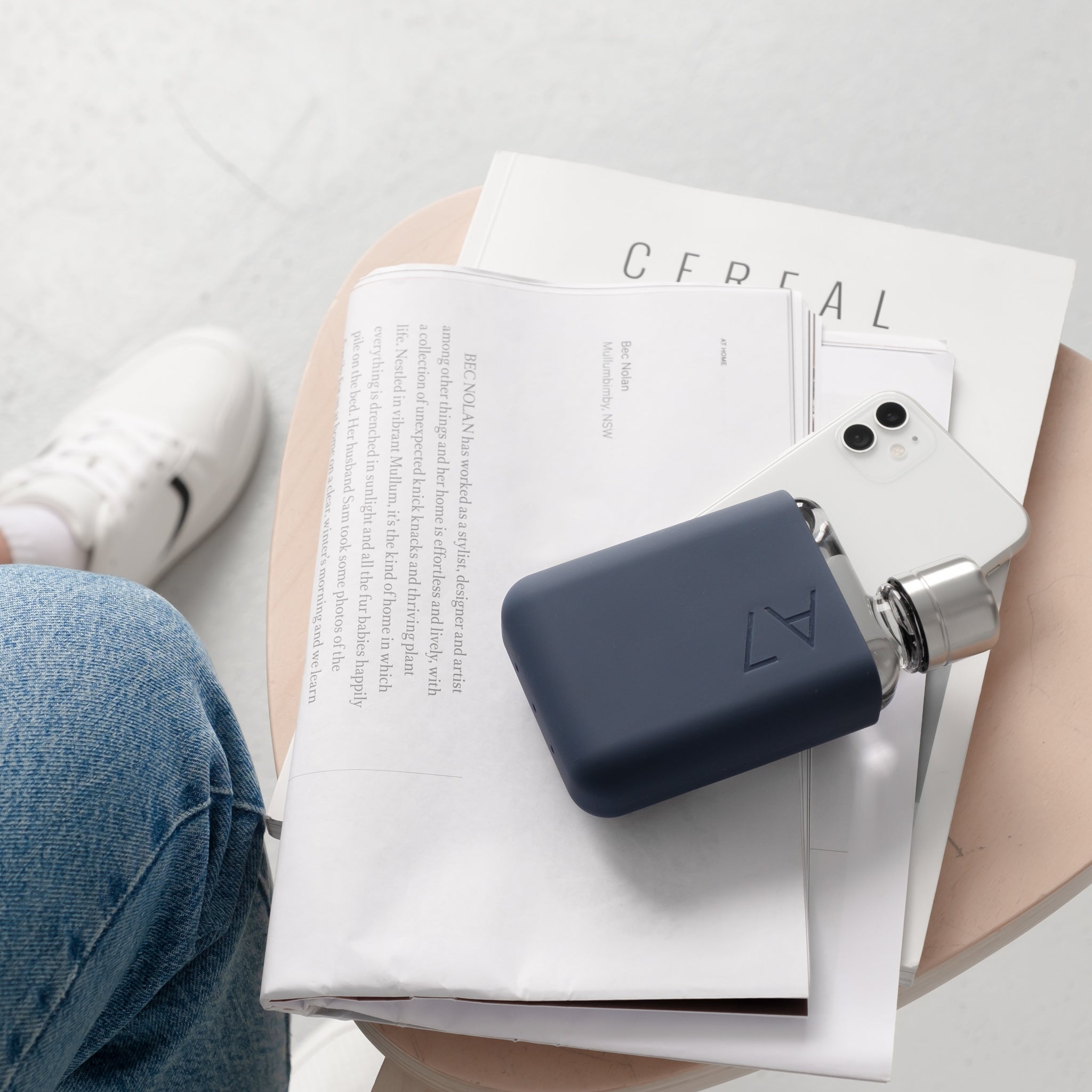 Stylish water bottle, Durable water bottle, flat bottle, Slim bottle